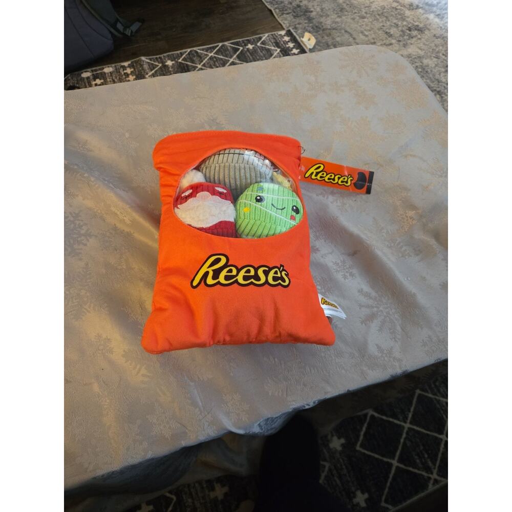 Reese's Squishmallows Candy Bag Plush Set